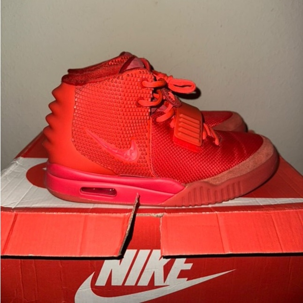 Nike Air Yeezy 2 Red October